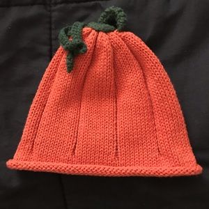 Frumpy Rumps pumpkin hat